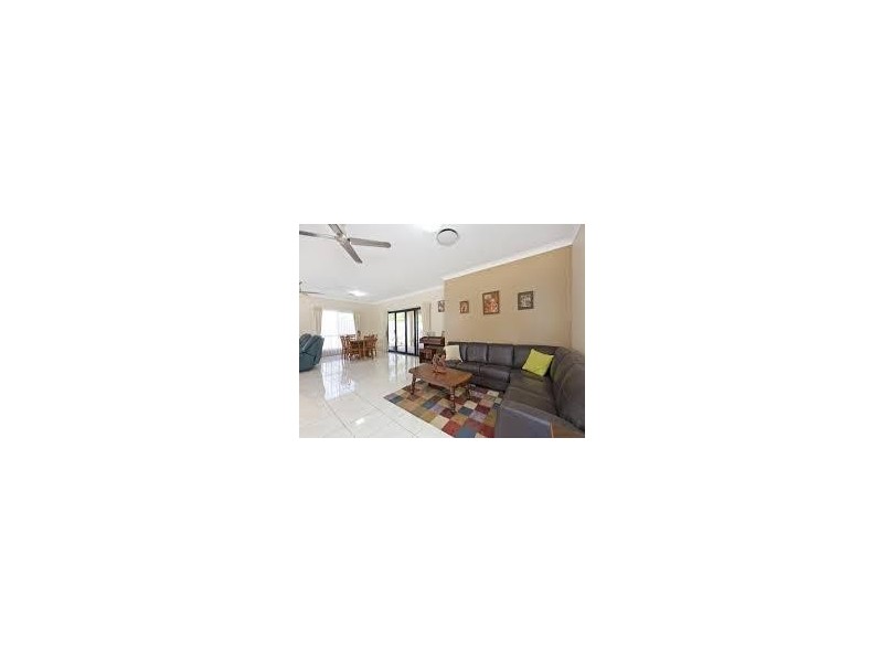 24 Fennessey Close, Wakerley QLD 4154