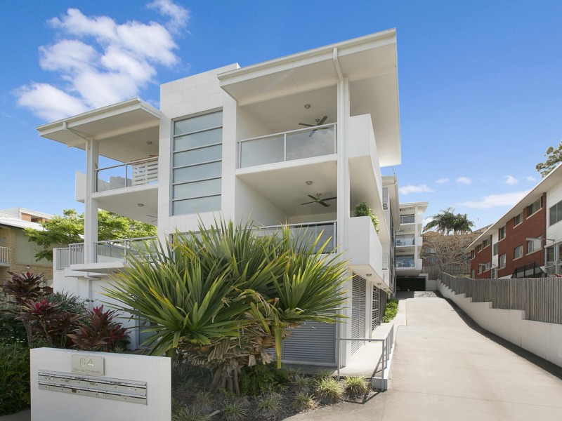 3/64 Pembroke Road, Coorparoo QLD 4151