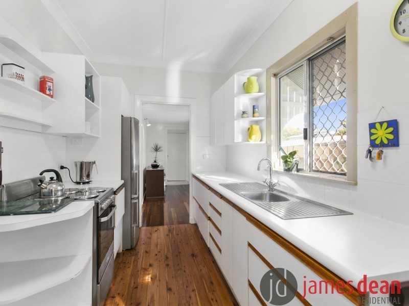 94 Cedar Street, Wynnum QLD 4178