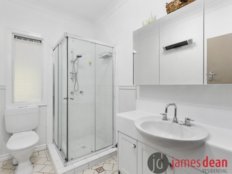 94 Cedar Street, Wynnum QLD 4178