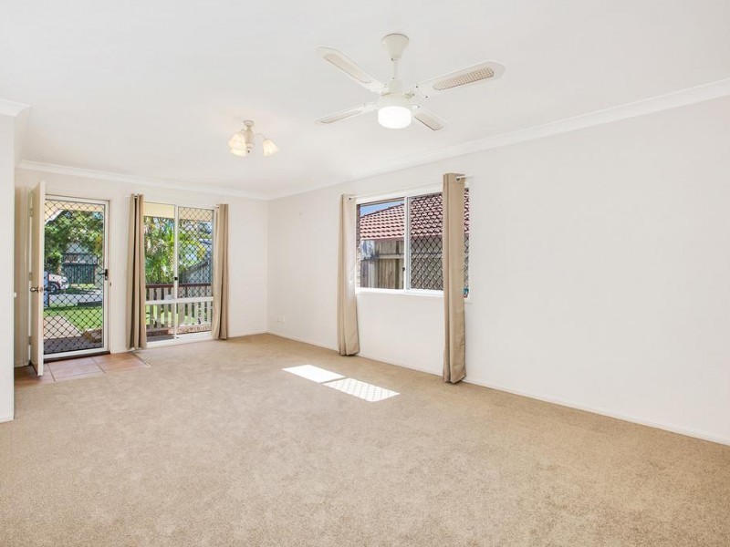 11 Buderim Street, Manly QLD 4179