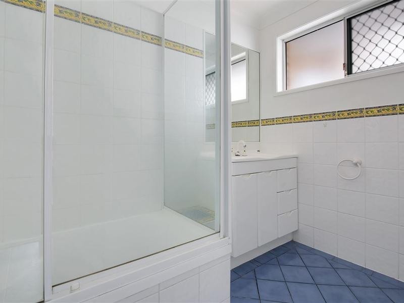 63 Gladewood Drive, Daisy Hill QLD 4127