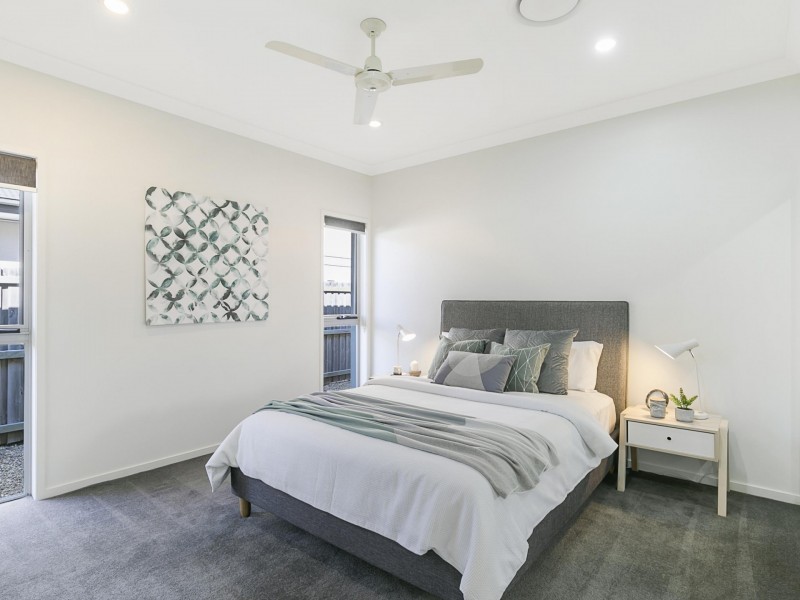 25 Brook Street, Wakerley QLD 4154