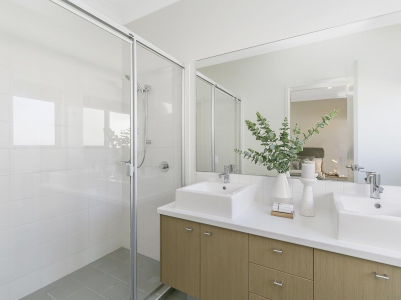 25 Brook Street, Wakerley QLD 4154