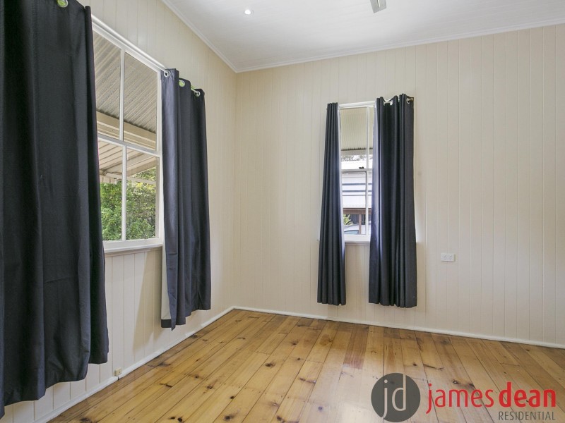 39 Macrossan Ave, Norman Park QLD 4170