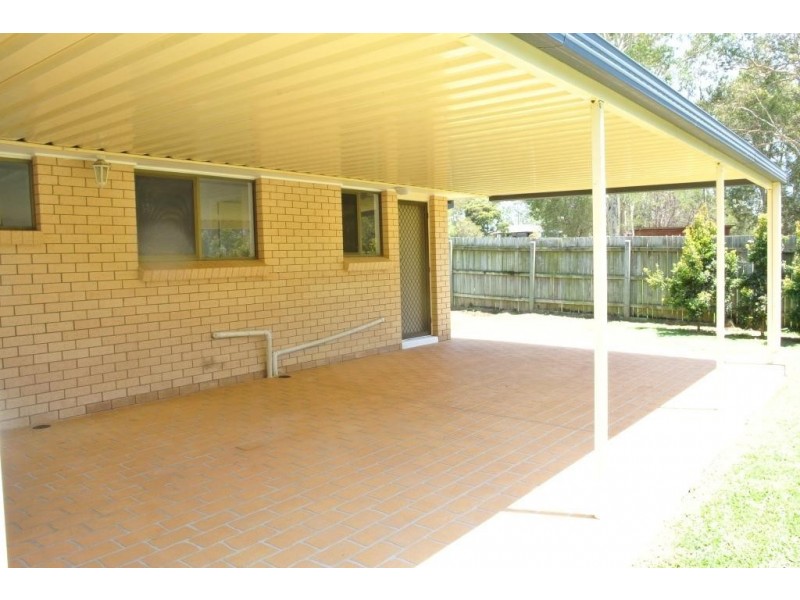 2 Lawn Tce, Capalaba QLD 4157
