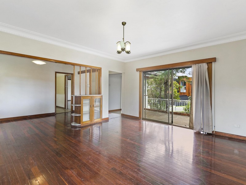 81 Albert Street, Camp Hill QLD 4152