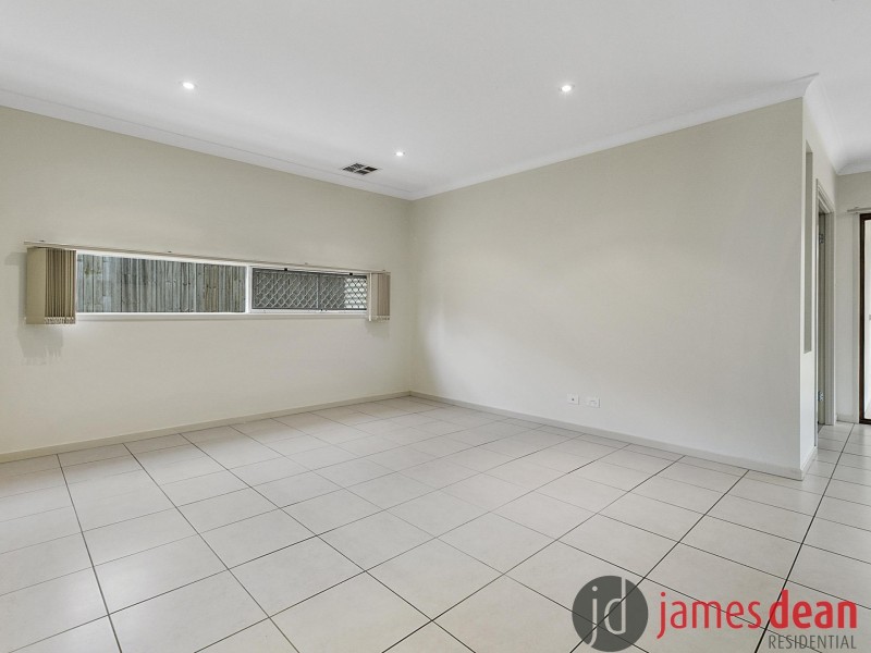 15 Baychester Place, Wakerley QLD 4154