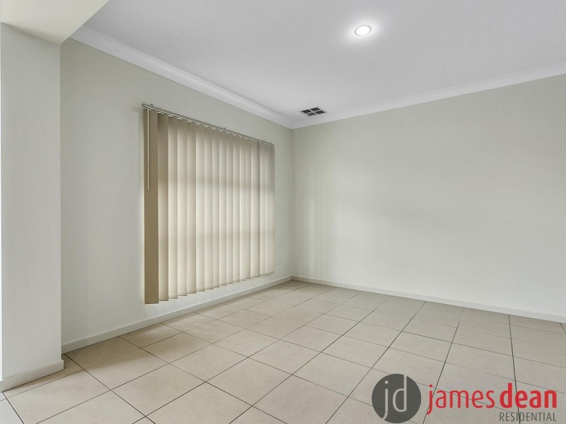 15 Baychester Place, Wakerley QLD 4154