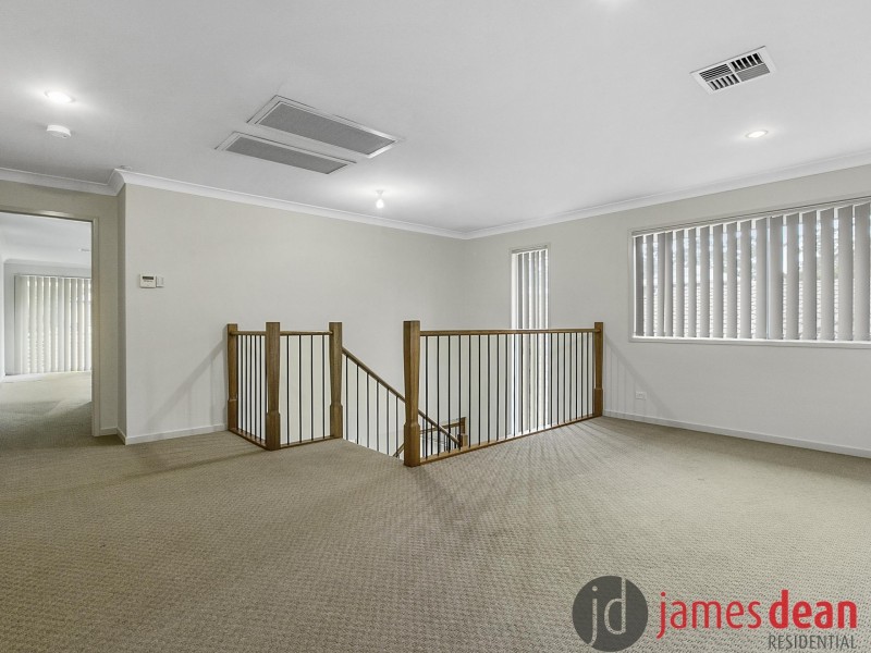 15 Baychester Place, Wakerley QLD 4154