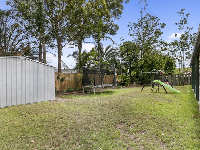 11 Pelsart, Belmont QLD 4153