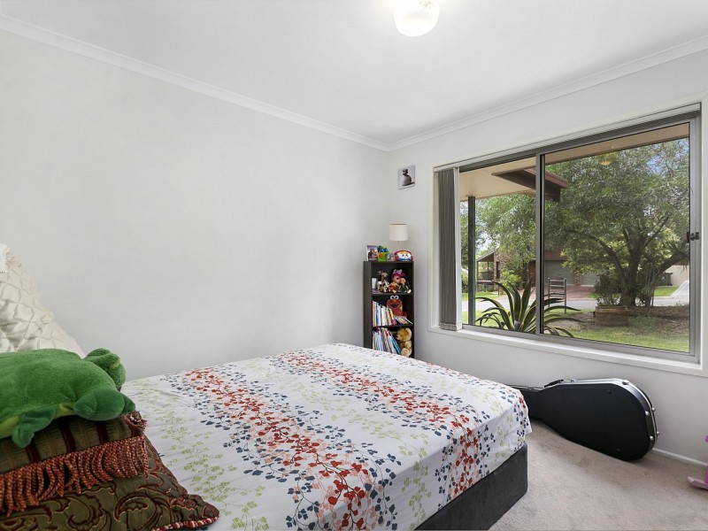 11 Pelsart, Belmont QLD 4153