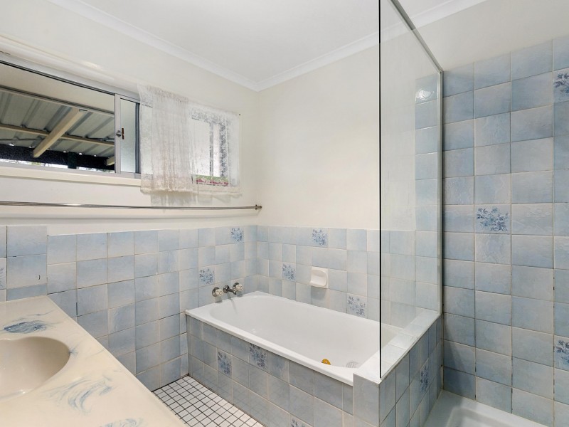 11 Pelsart, Belmont QLD 4153