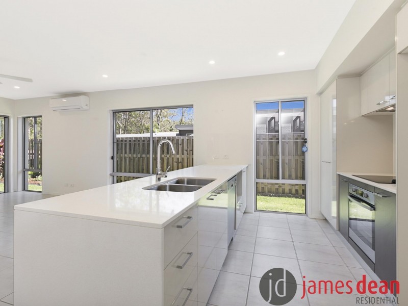 52 Golden Wattle Avenue, Mount Cotton QLD 4165