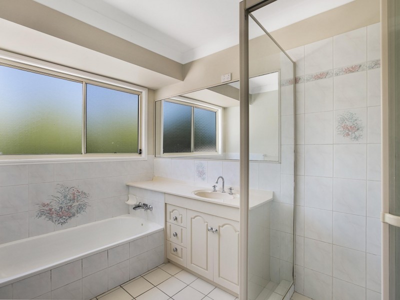 70 Robtrish Street, Manly West QLD 4179