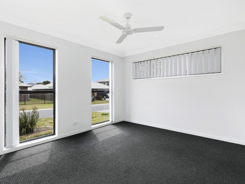 6 Lauren Circuit, Brighton QLD 4017