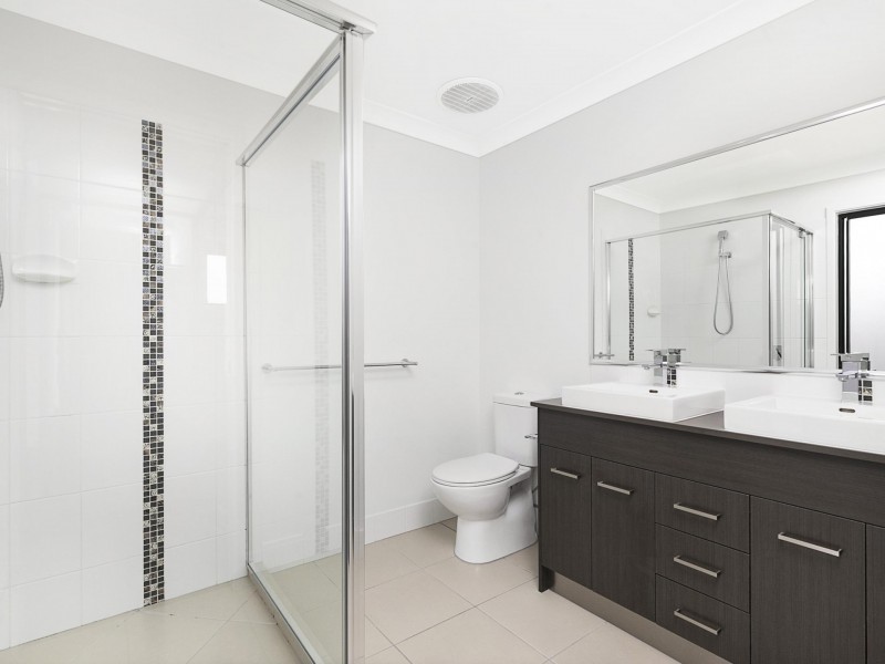 6 Lauren Circuit, Brighton QLD 4017