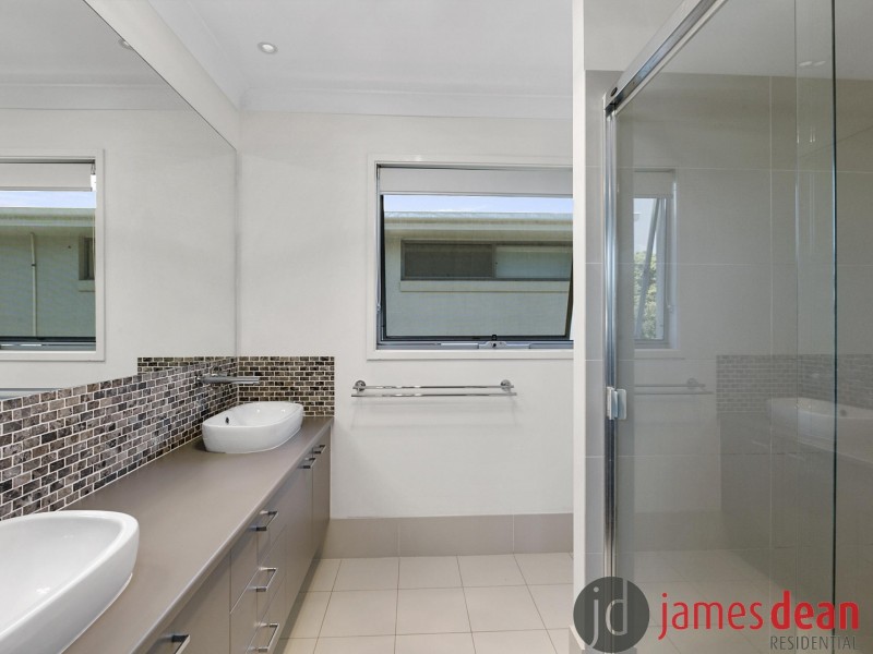 10 Wassell Street, Wynnum QLD 4178