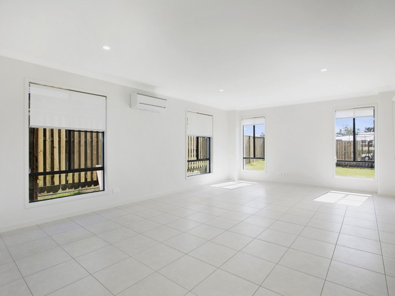 3 Stairway Street, Coomera QLD 4209