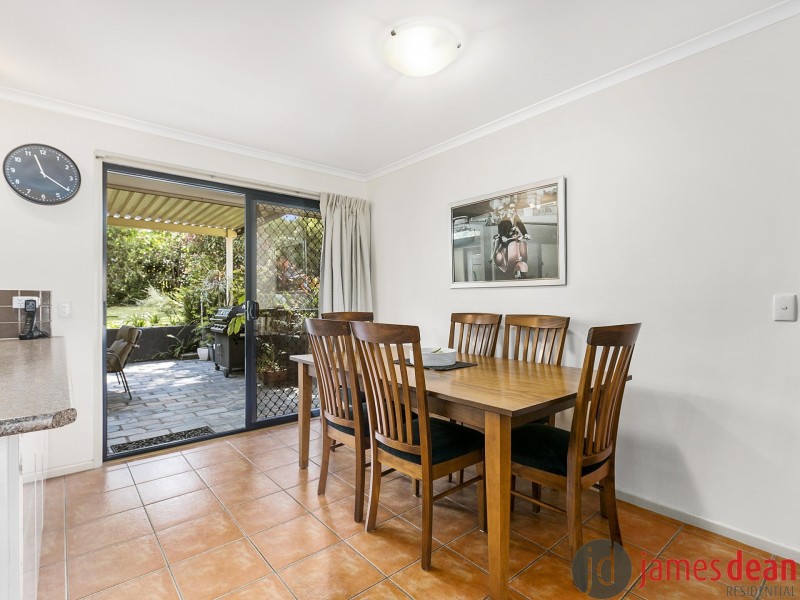 4 Majura Street, Belmont QLD 4153