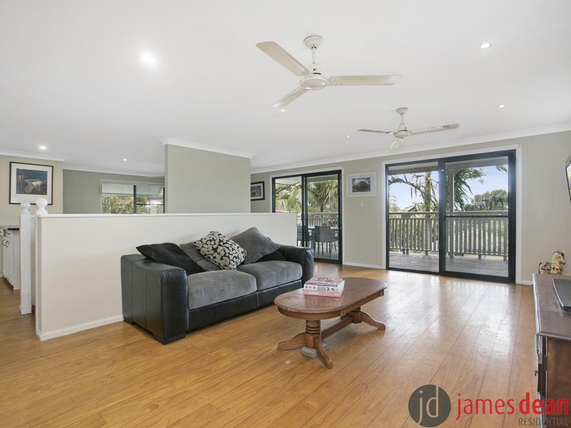 39 Roseneath Parade, Wynnum West QLD 4178