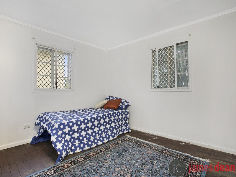 39 Roseneath Parade, Wynnum West QLD 4178