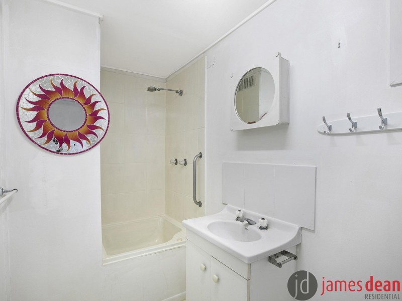 39 Roseneath Parade, Wynnum West QLD 4178