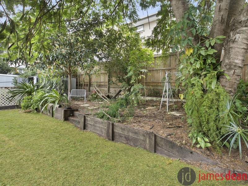 39 Roseneath Parade, Wynnum West QLD 4178