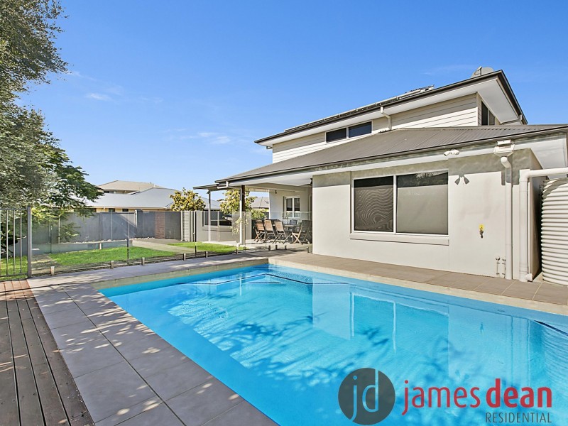 77 Foxwood Circuit, Wakerley QLD 4154