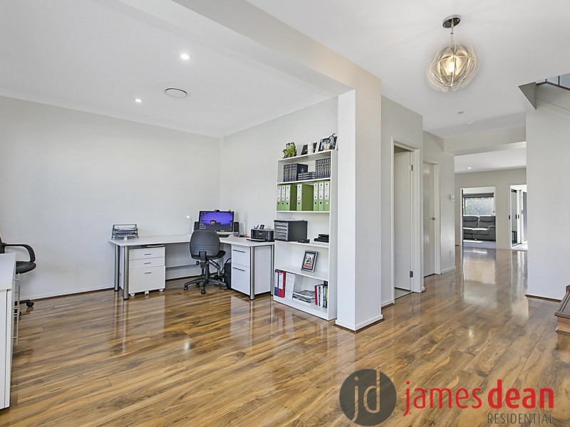 77 Foxwood Circuit, Wakerley QLD 4154