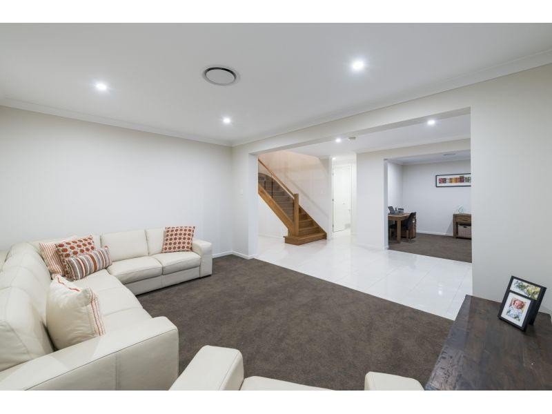 86 Watervale Pde, Wakerley QLD 4154