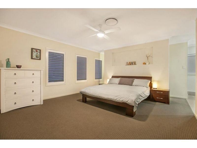 87 Watervale Parade, Wakerley QLD 4154