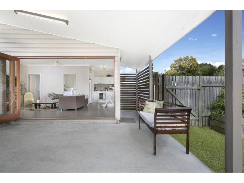 26  Alexander Street, Lota QLD 4179