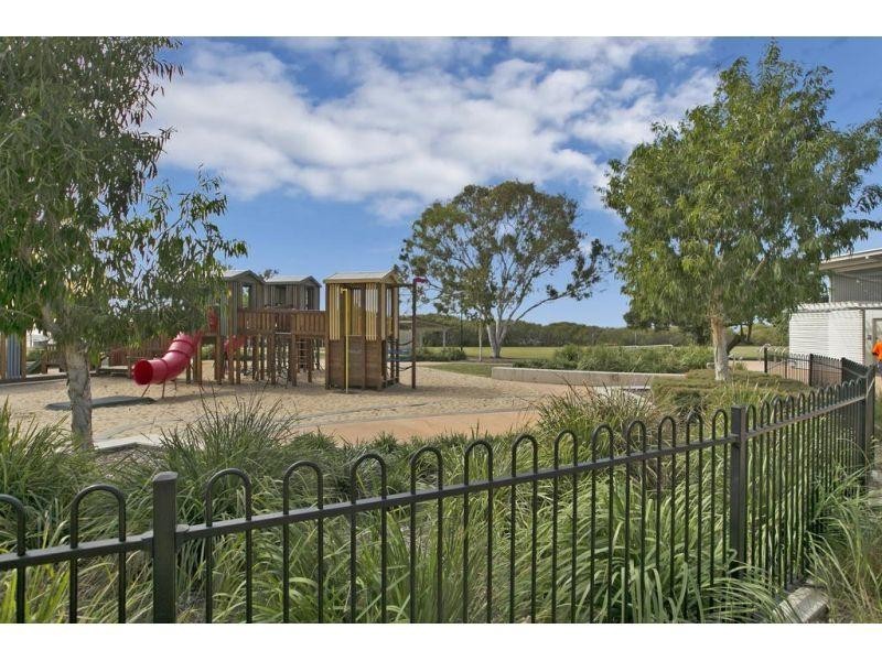 26  Alexander Street, Lota QLD 4179