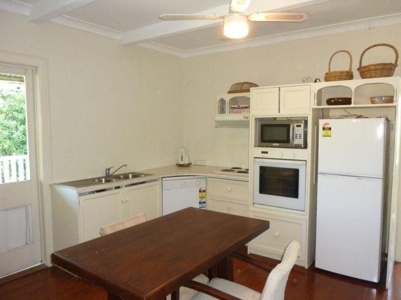 6 Fernbourne Road, Wellington Point QLD 4160