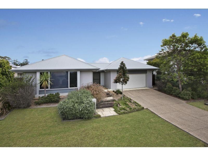 16 Macquarie Street, Wakerley QLD 4154