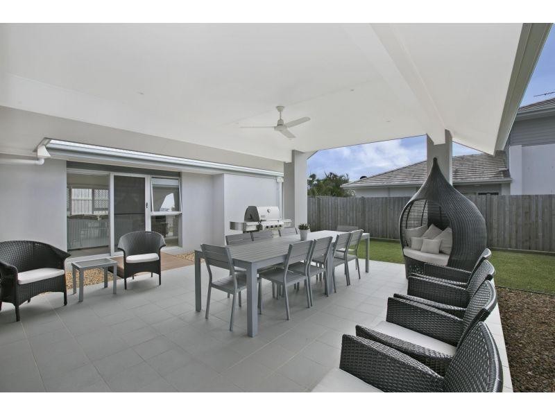 16 Macquarie Street, Wakerley QLD 4154