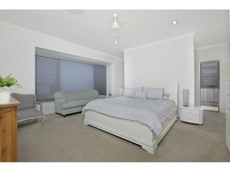 16 Macquarie Street, Wakerley QLD 4154