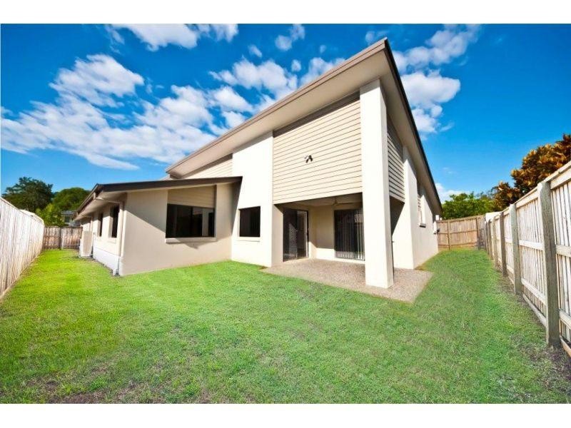 9 Robin Close, Wakerley QLD 4154