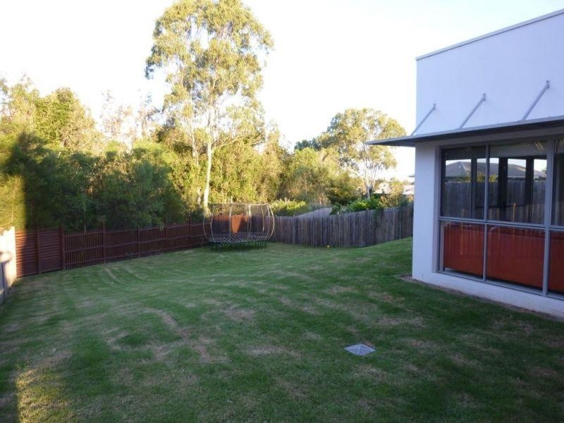 48 Moss Road, Wakerley QLD 4154