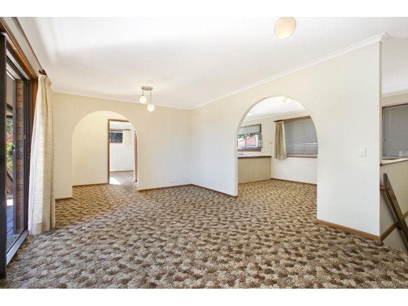 8 Rechner Street, Belmont QLD 4153