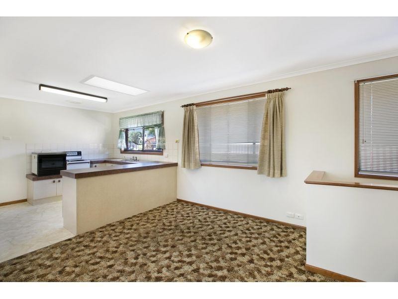 8 Rechner Street, Belmont QLD 4153