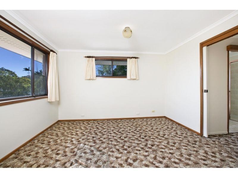 8 Rechner Street, Belmont QLD 4153