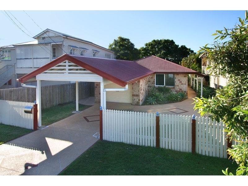 75 Waterview Avenue, Wynnum QLD 4178
