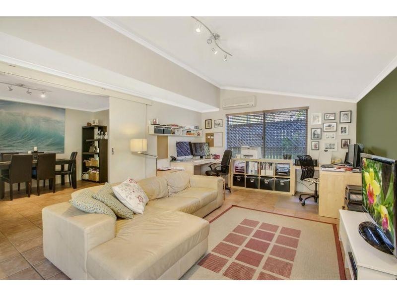 1 Marlin Street, Thorneside QLD 4158