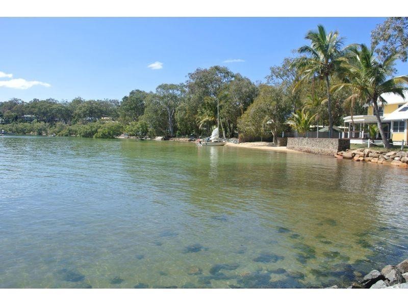 51 Coondooroopa Drive, Macleay Island QLD 4184