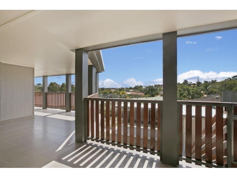 313 Wondall Rd, Wynnum West QLD 4178