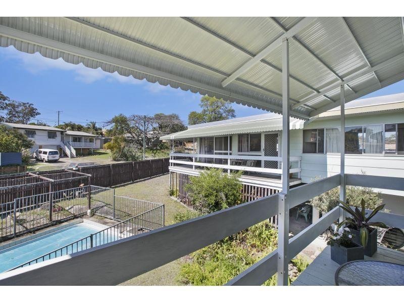 2 Brierty Street, Wynnum West QLD 4178