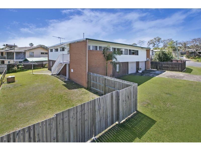 2 Brierty Street, Wynnum West QLD 4178