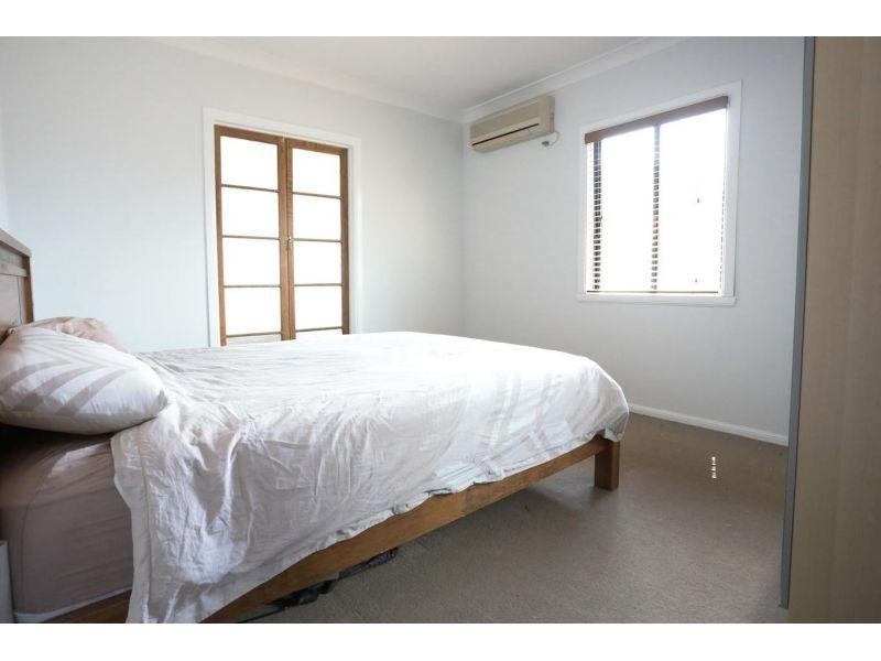 15  Douglas Road, Rocklea QLD 4106